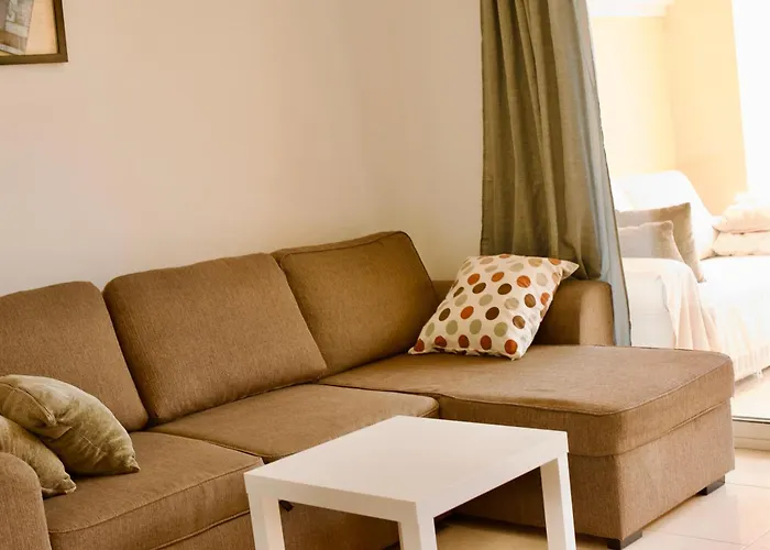 Park For Beautifully Located * Адехе