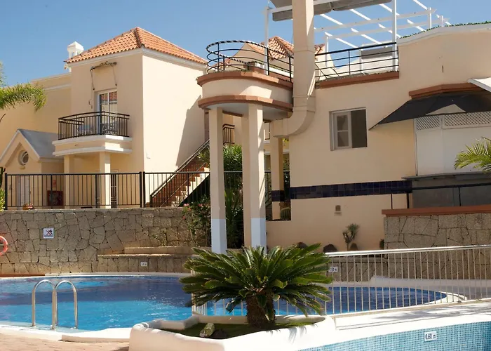 Park For Beautifully Located Адехе