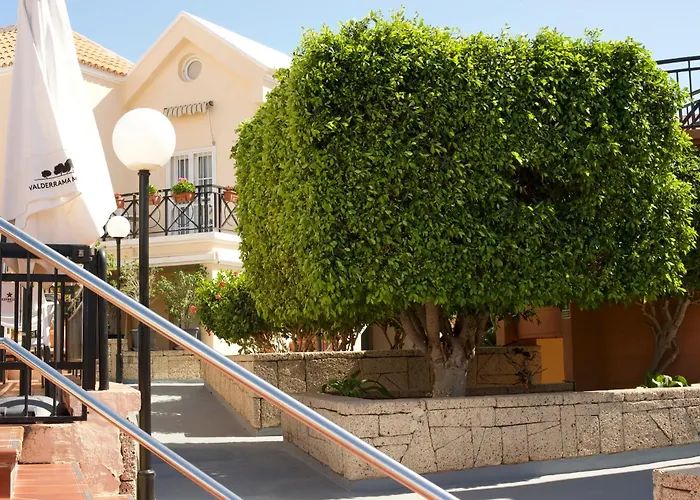 Park For Beautifully Located Апартаменты *